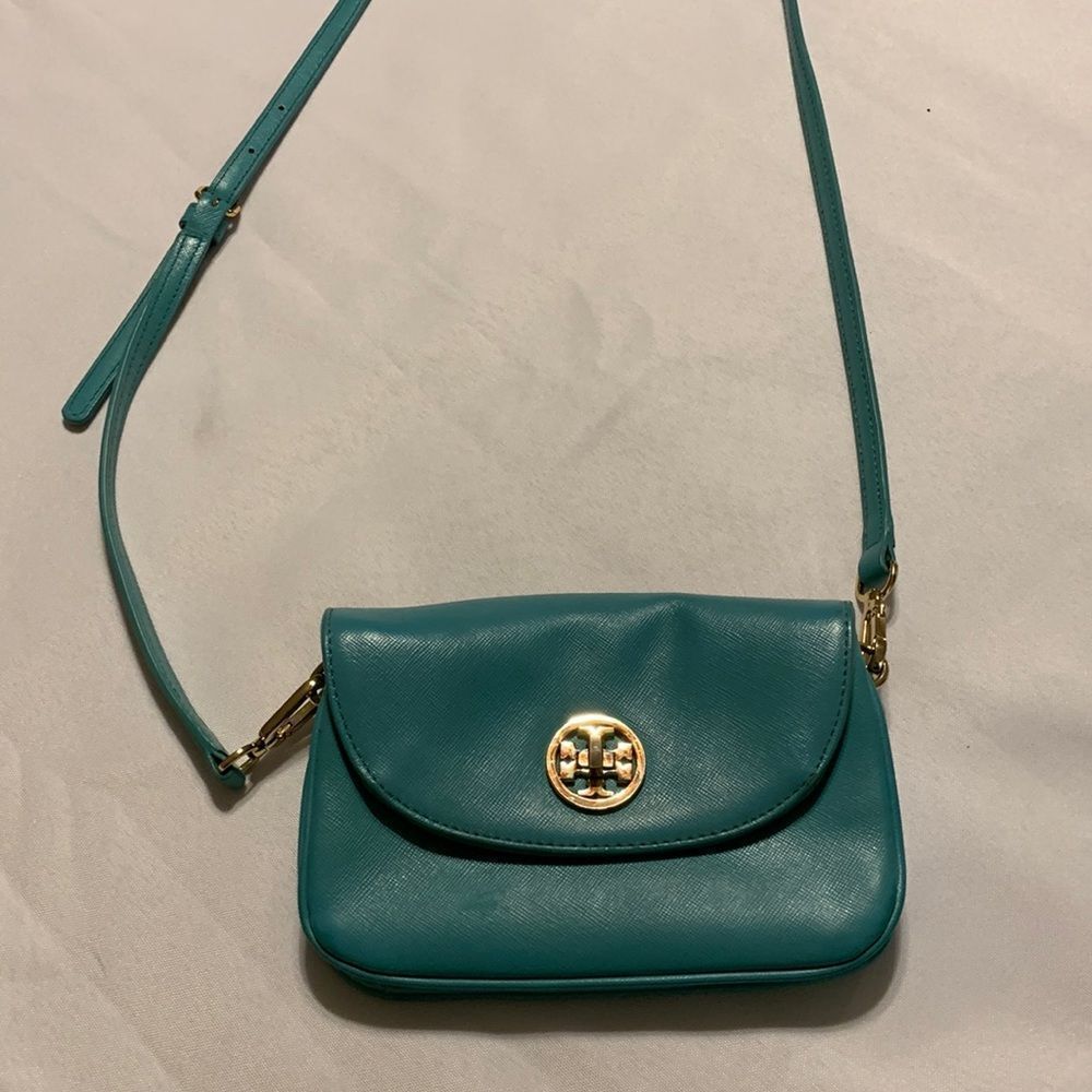 Teal small crossbody bag.  NWOT